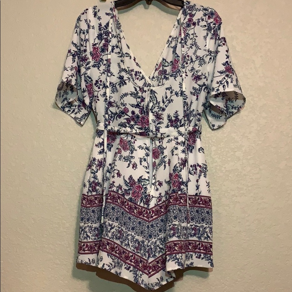 ROMPER - Picture 2 of 3